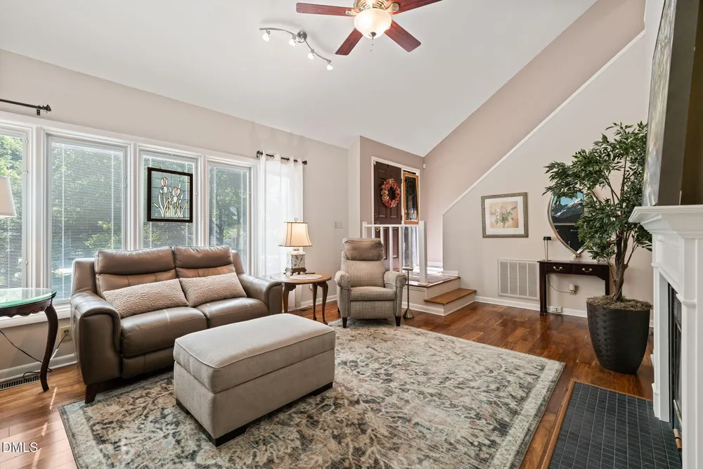 6921 Spring Dr, Raleigh, NC 27613