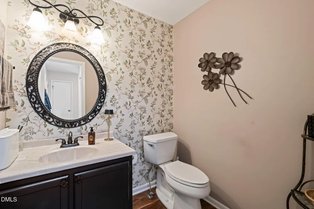 6921 Spring Dr, Raleigh, NC 27613