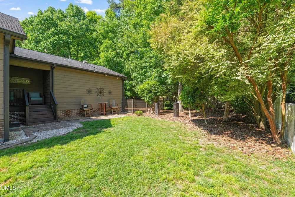 6921 Spring Dr, Raleigh, NC 27613