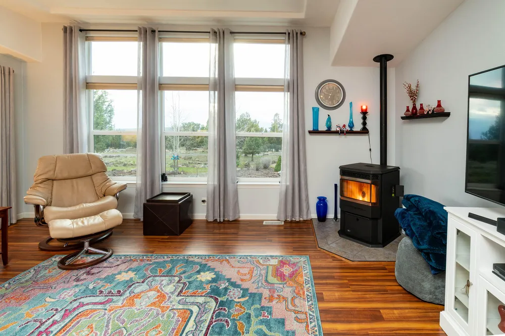 4590 SE Wampum Rd, Prineville, OR 97754