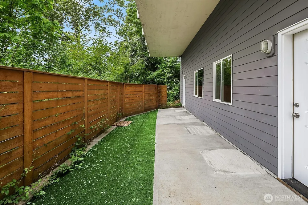 4801 25th Ave SW, Seattle, WA 98106