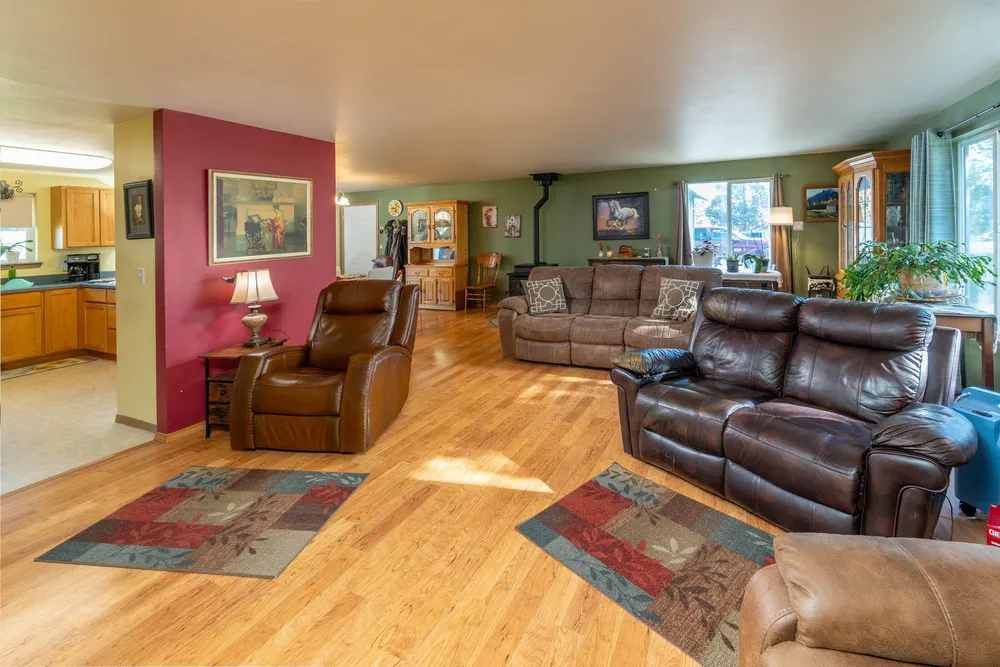 5128 SE Sioux Loop, Prineville, OR 97754