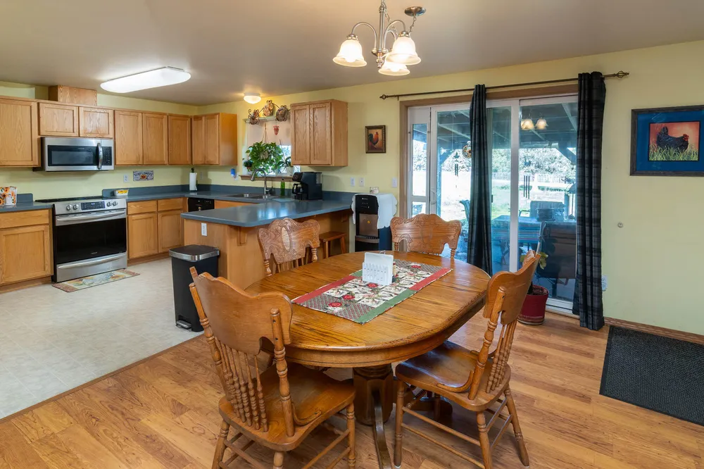 5128 SE Sioux Loop, Prineville, OR 97754