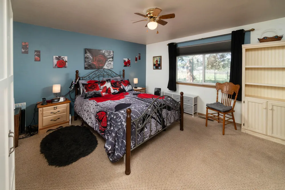 5128 SE Sioux Loop, Prineville, OR 97754