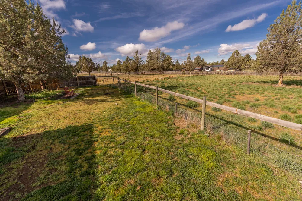 5128 SE Sioux Loop, Prineville, OR 97754