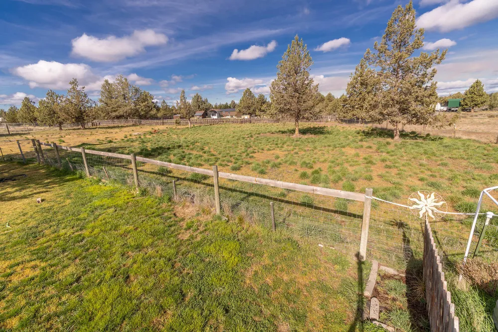 5128 SE Sioux Loop, Prineville, OR 97754