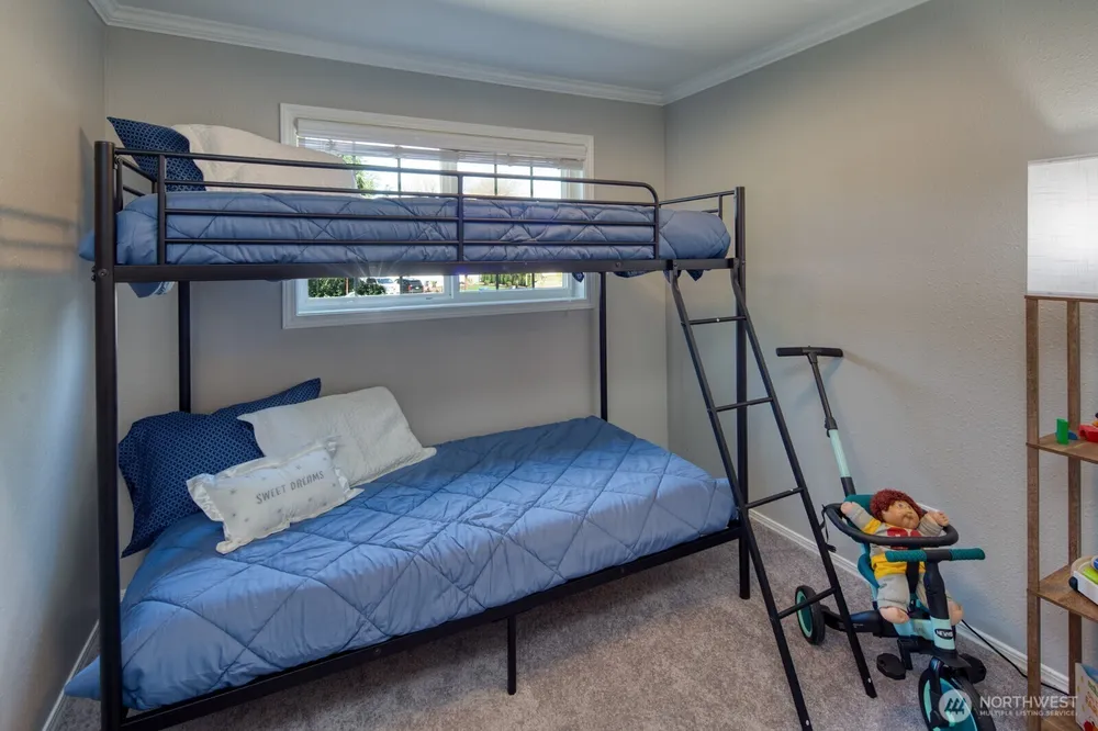 19619 SE 264th Ct, Covington, WA 98042
