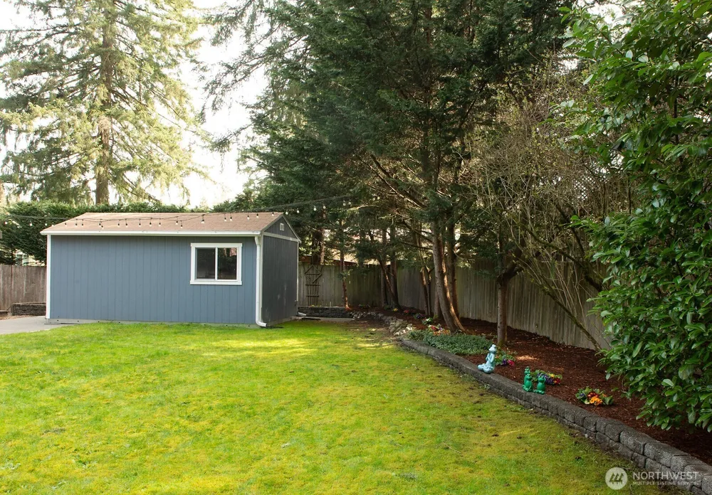 19619 SE 264th Ct, Covington, WA 98042