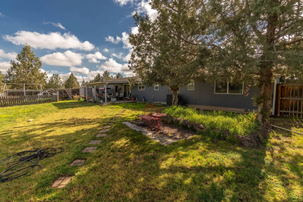 5128 SE Sioux Loop, Prineville, OR 97754