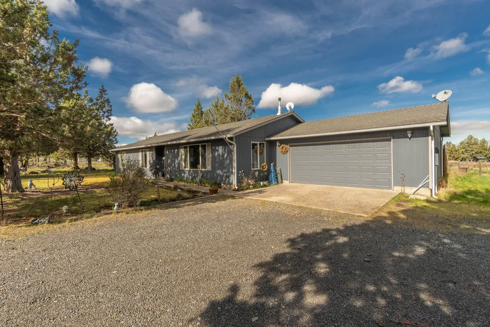 5128 SE Sioux Loop, Prineville, OR 97754