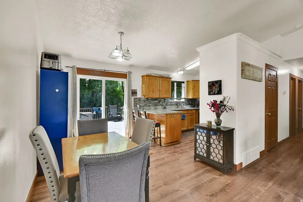 1025 E 800 N, Ogden, UT 84404