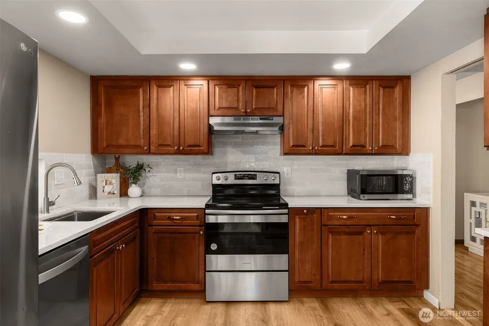 243 169th Ave NE, Bellevue, WA 98008