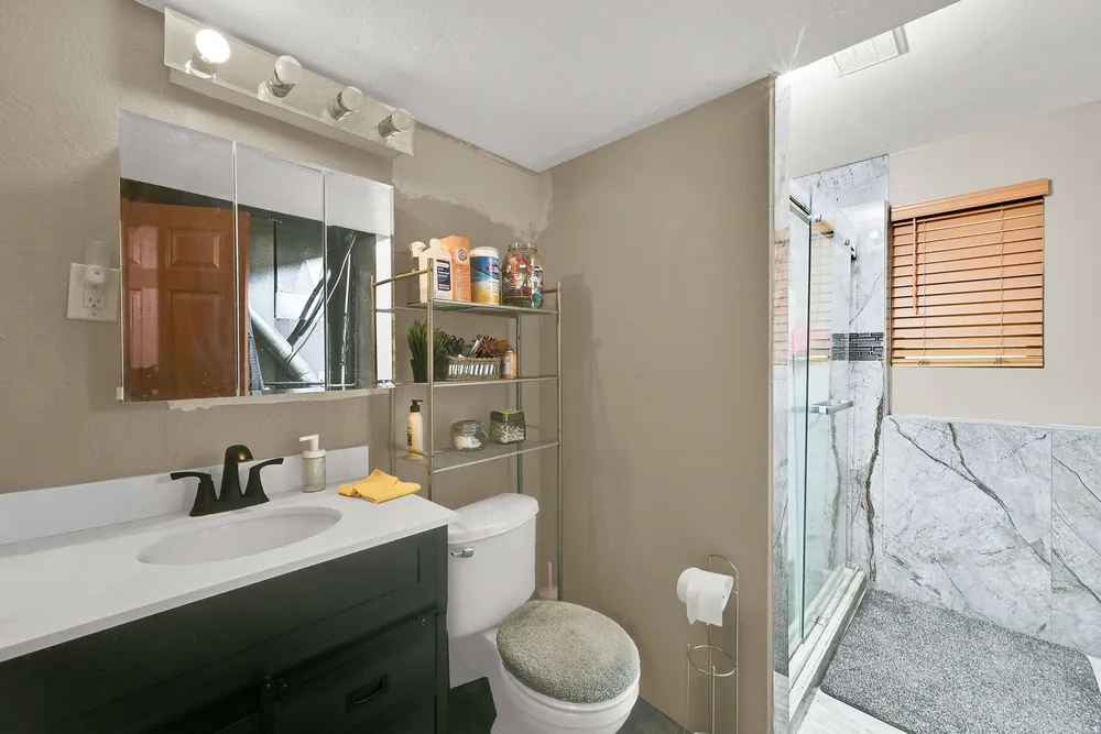 1025 E 800 N, Ogden, UT 84404