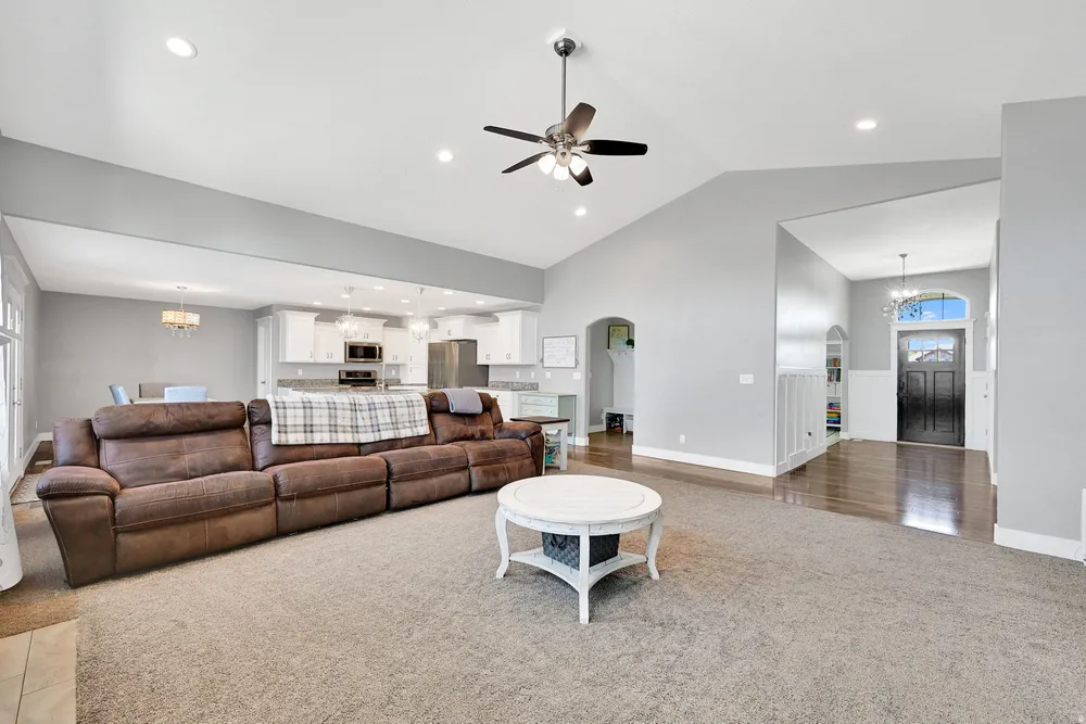4494 W 1600 N, Plain City, UT 84404