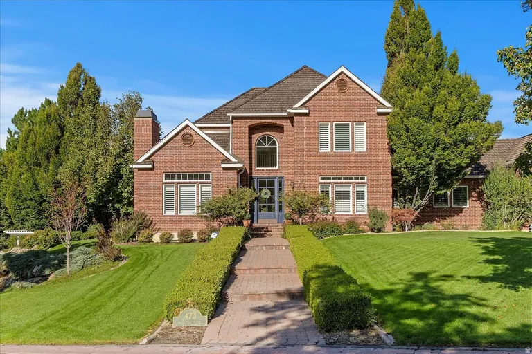 473 N Hampton Ct, Fruit Heights, UT 84037