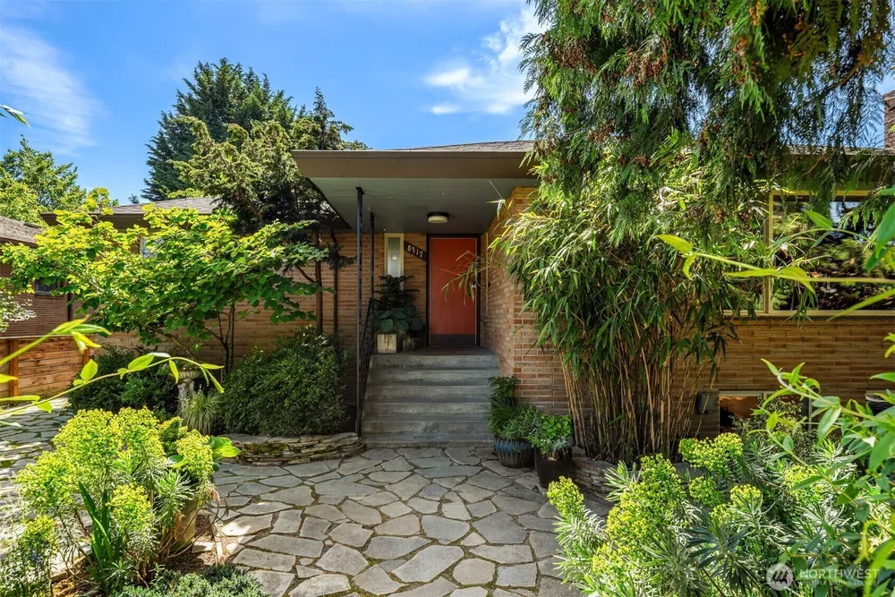 8317 Duncan Ave S, Seattle, WA 98118