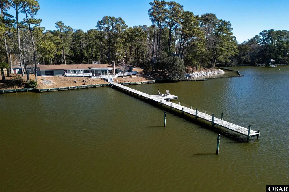 93 Osprey Ln, Kitty Hawk, NC 27949