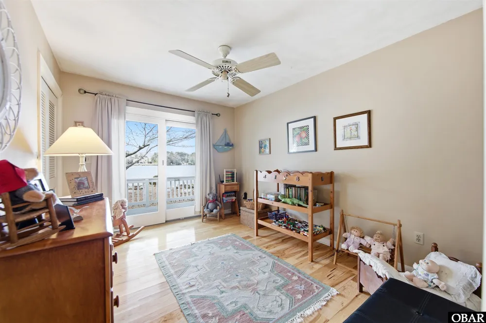93 Osprey Ln, Kitty Hawk, NC 27949