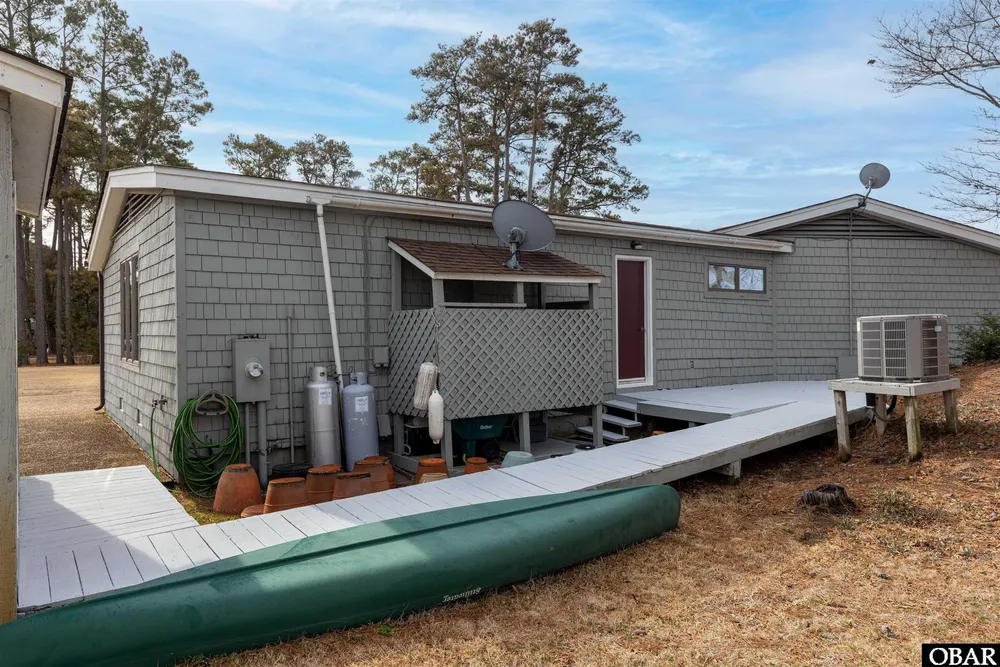 93 Osprey Ln, Kitty Hawk, NC 27949