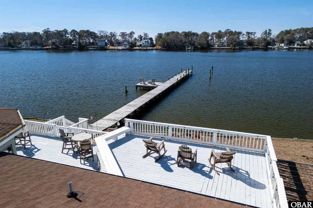 93 Osprey Ln, Kitty Hawk, NC 27949