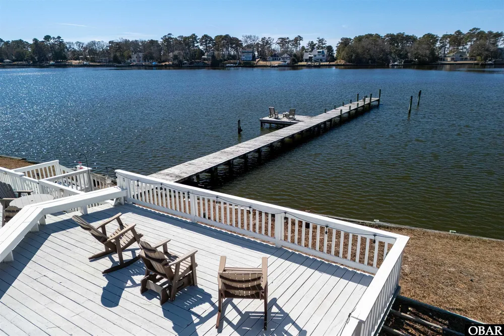 93 Osprey Ln, Kitty Hawk, NC 27949