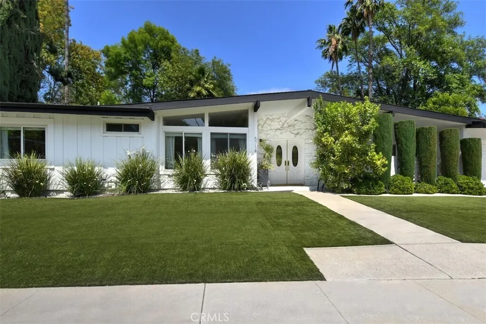 5714 Wilhelmina Ave, Woodland Hills, CA 91367