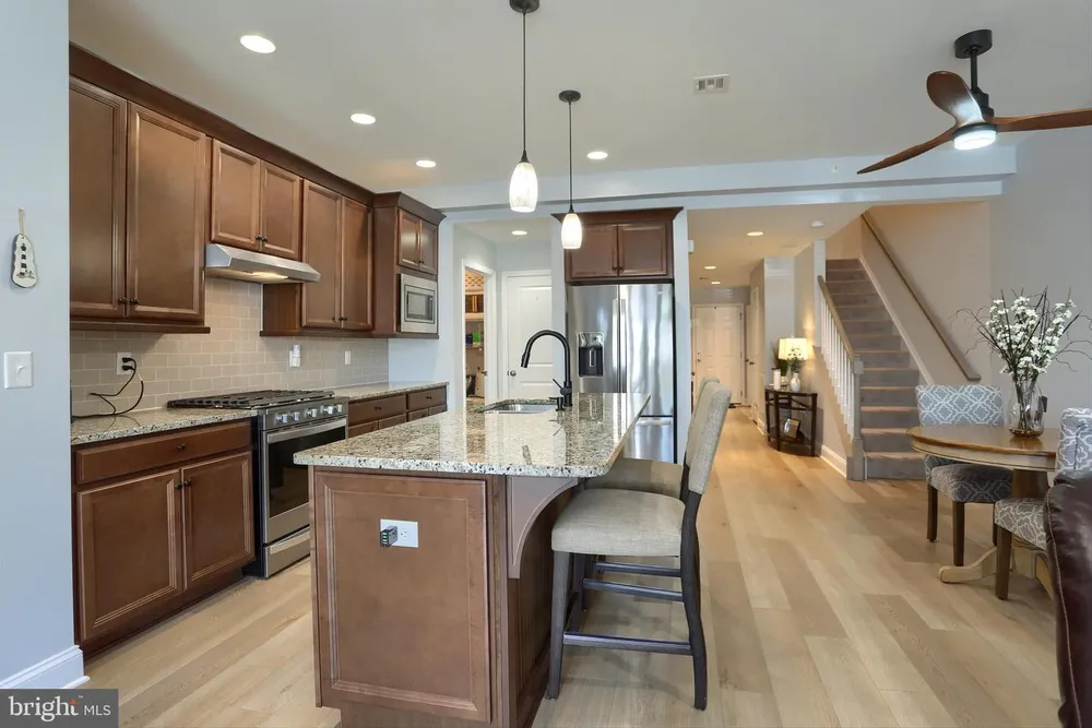 1324 Carnegie Way, Mechanicsburg, PA 17055-8771