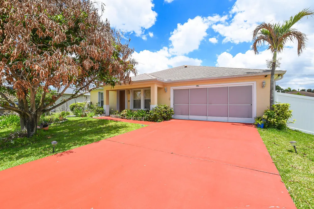 1961 SW Diamond St, Port St Lucie, FL 34953