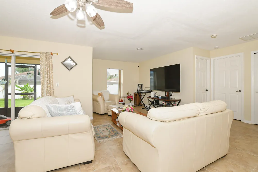 1961 SW Diamond St, Port St Lucie, FL 34953