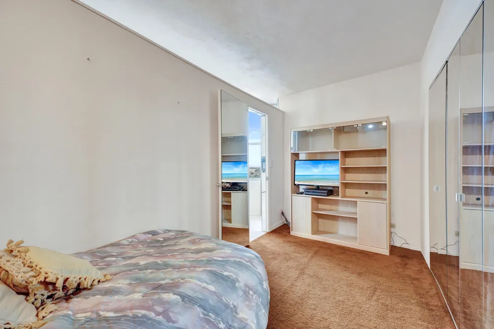 7441 Wayne Ave, Miami Beach, FL 33141
