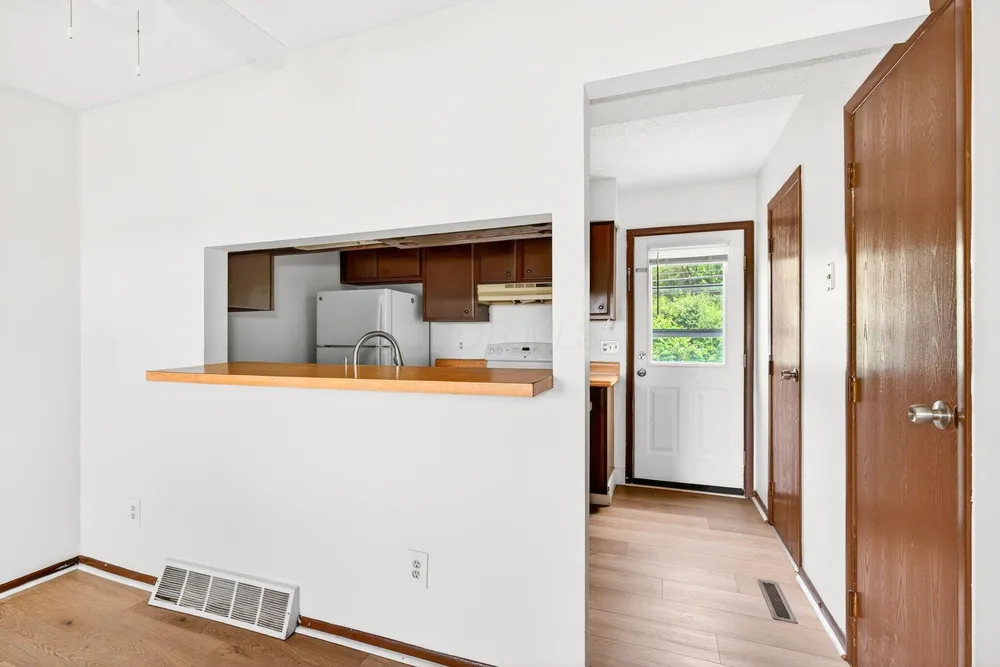 2951 Southwest Blvd, Grove City, OH 43123