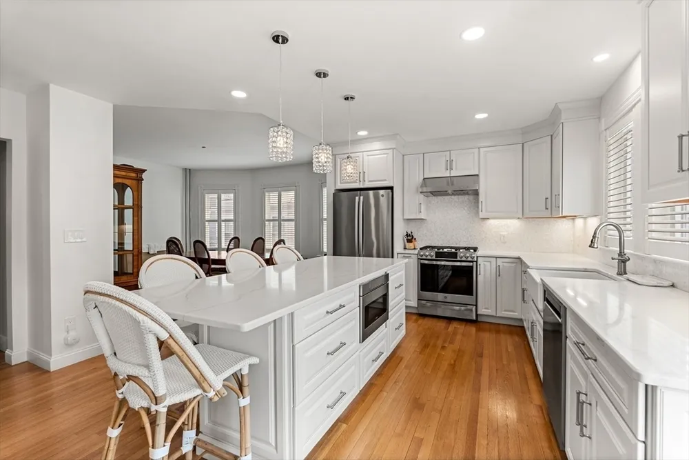 7 King St, Lynn, MA 01902