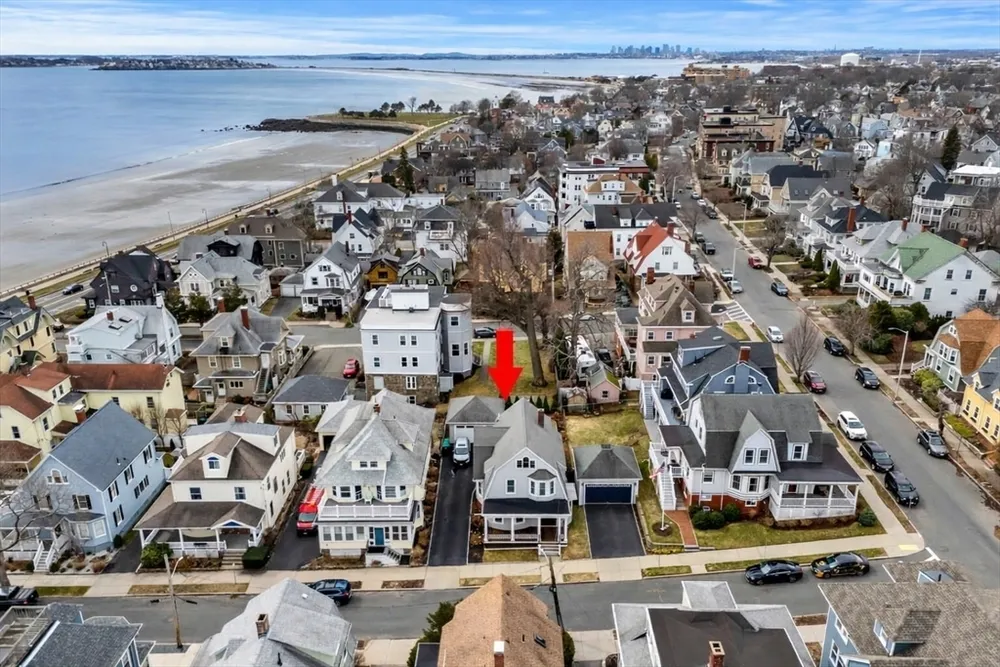 7 King St, Lynn, MA 01902
