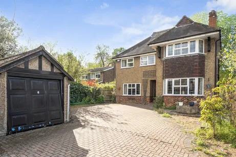 Squirrels Way, Epsom, KT18
