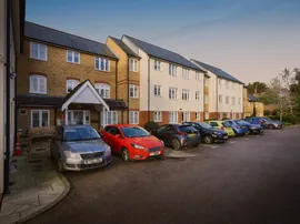 Coronation Road, WARE thumb 3