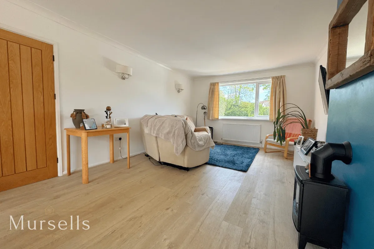 Middle Road, Lytchett Matravers, Poole, BH16