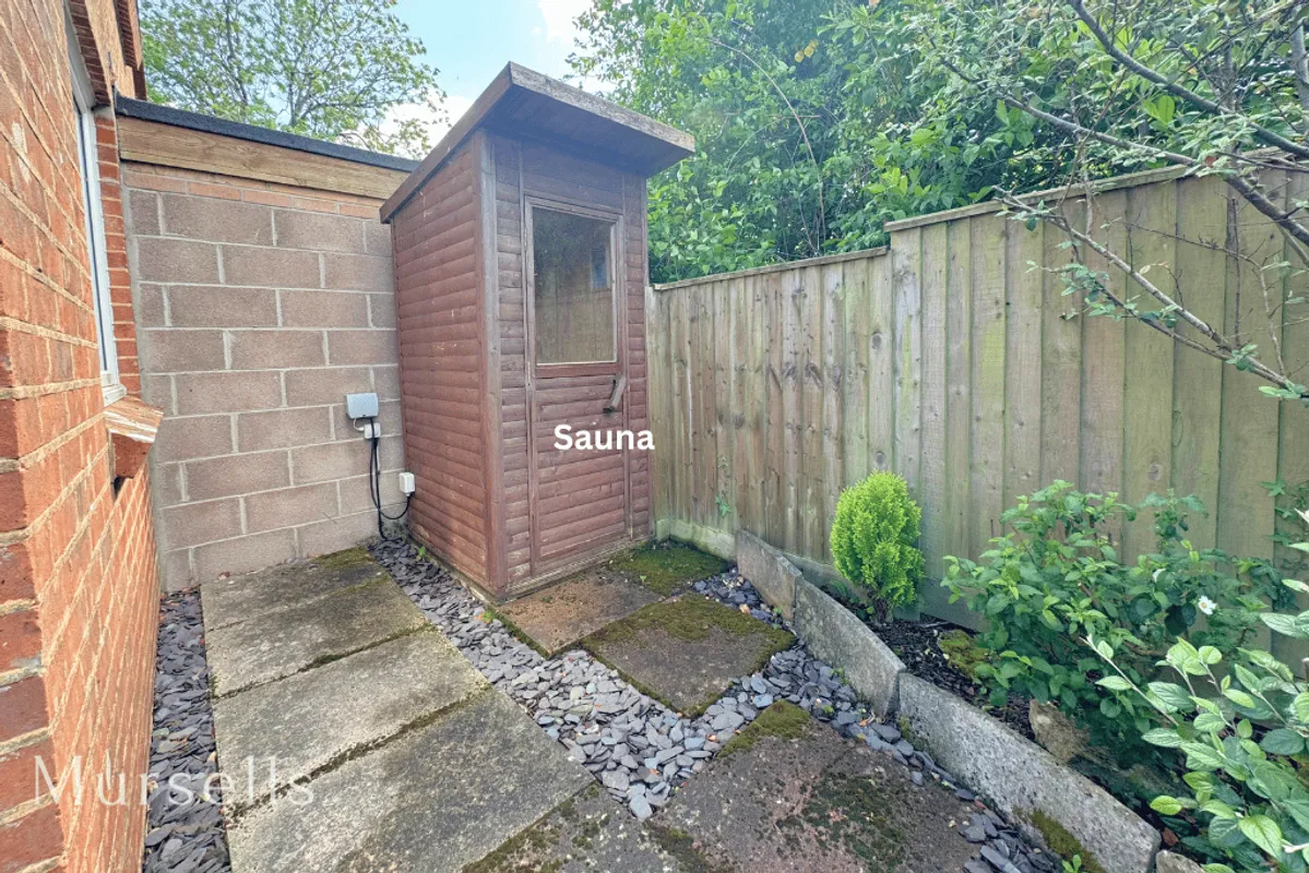 Middle Road, Lytchett Matravers, Poole, BH16