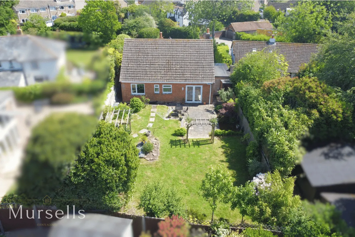 Middle Road, Lytchett Matravers, Poole, BH16