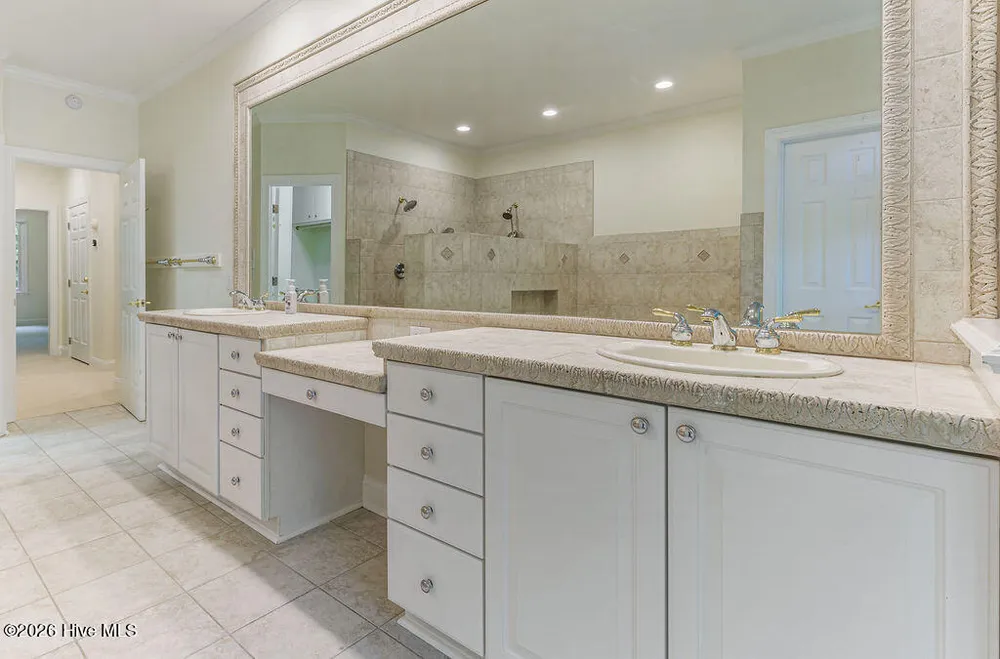 4 Village Ln, Pinehurst, NC 28374
