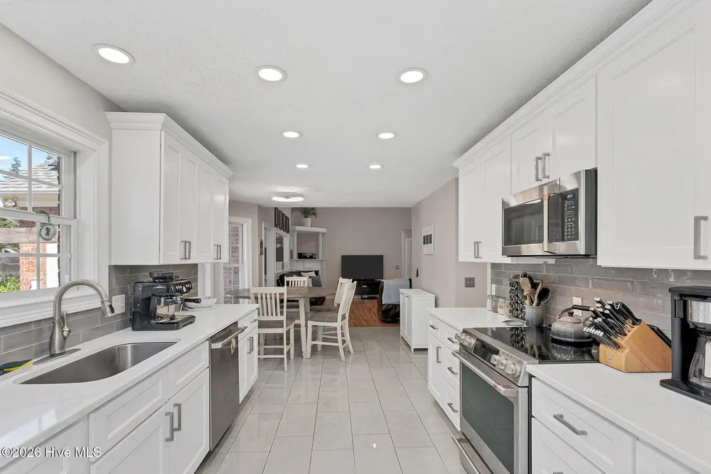 39 Winding Trail, Whispering Pines, NC 28327