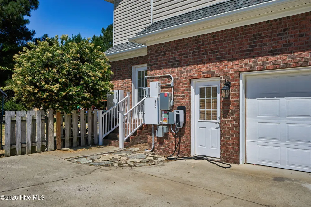 39 Winding Trail, Whispering Pines, NC 28327