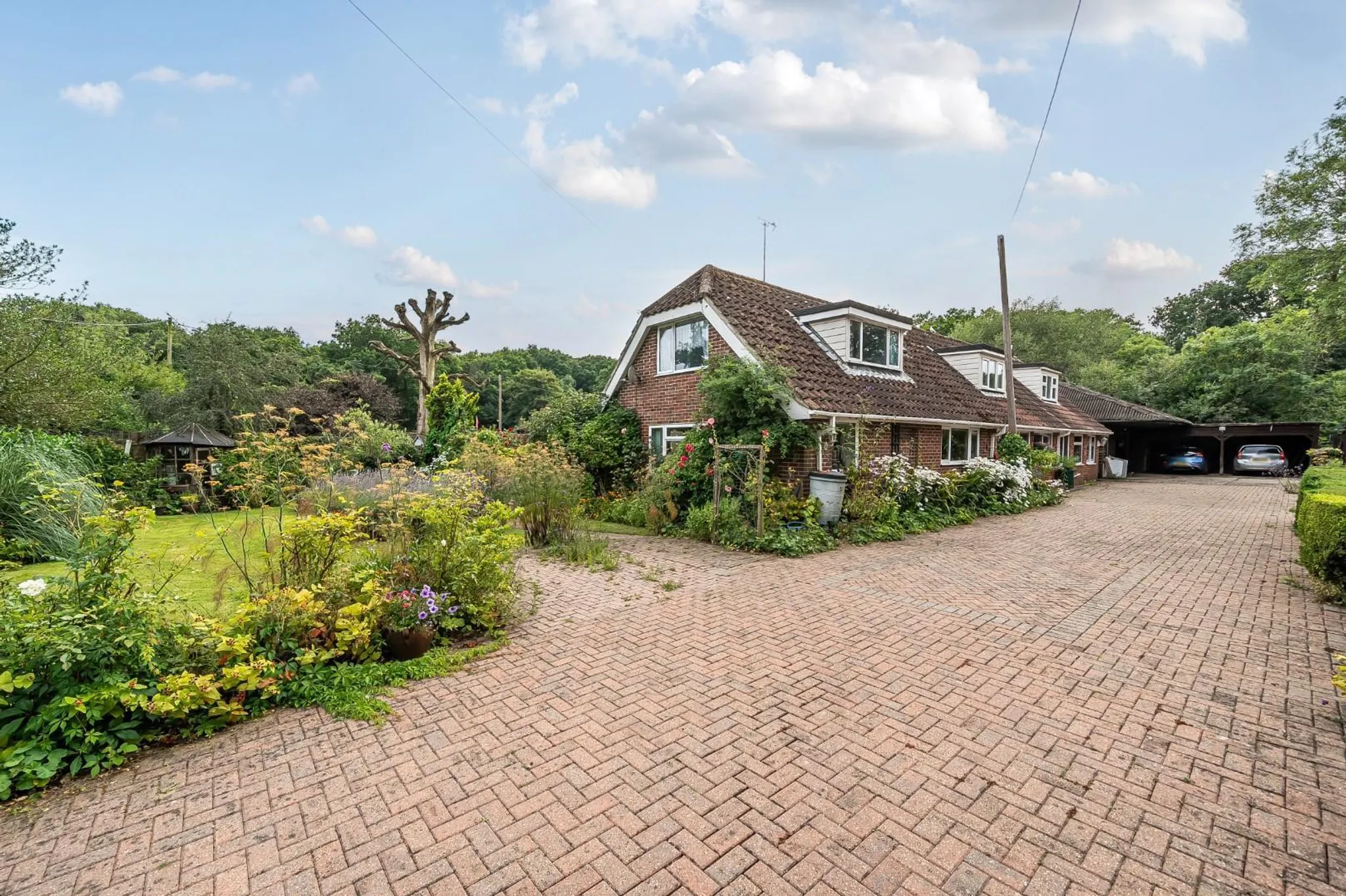Stone Cross Road, Bilsington, Ashford, TN25 7JL
