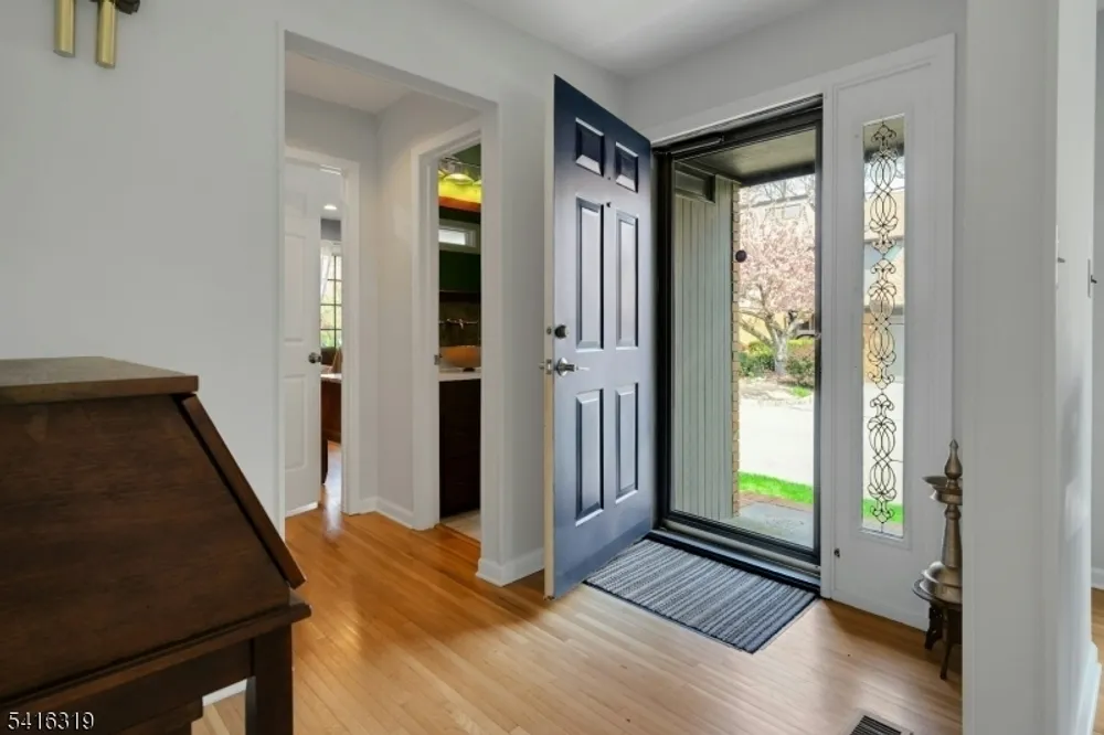 21 Shelley Pl, Morristown, NJ 07960