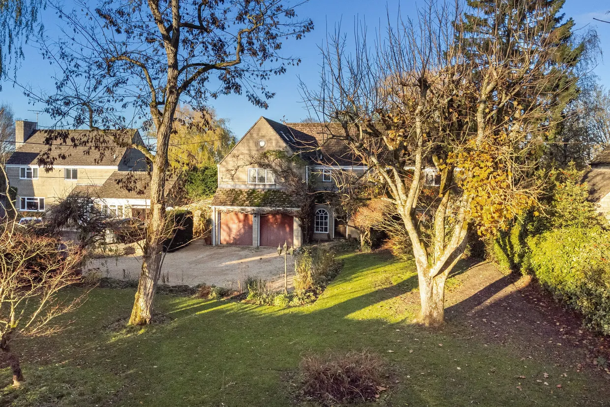 Charlton, Malmesbury, SN16 photo 2