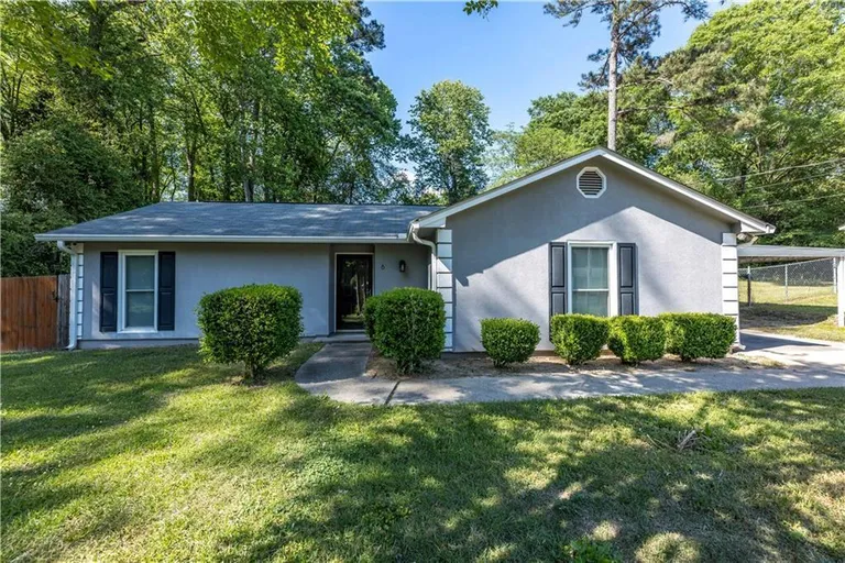 6 Virginia St, Phenix City, AL 36869