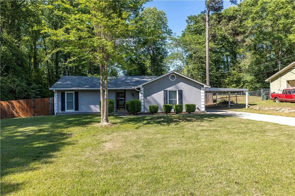 6 Virginia St, Phenix City, AL 36869