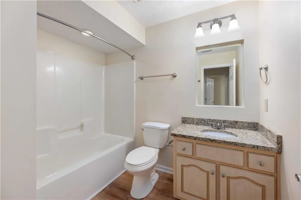6 Virginia St, Phenix City, AL 36869