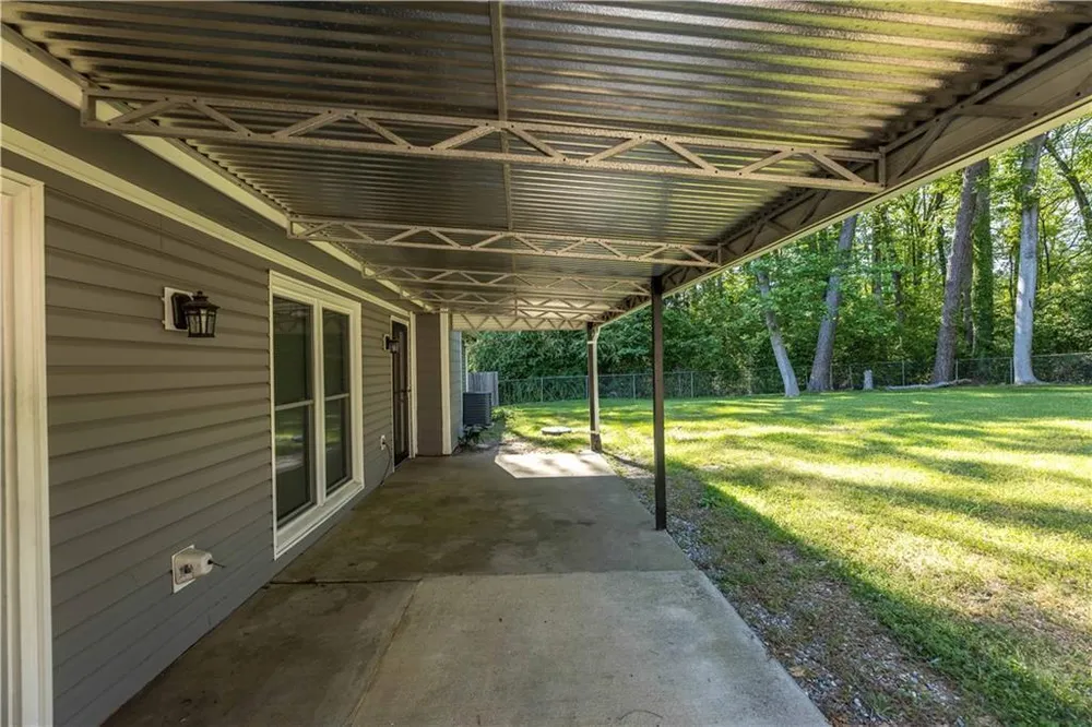 6 Virginia St, Phenix City, AL 36869
