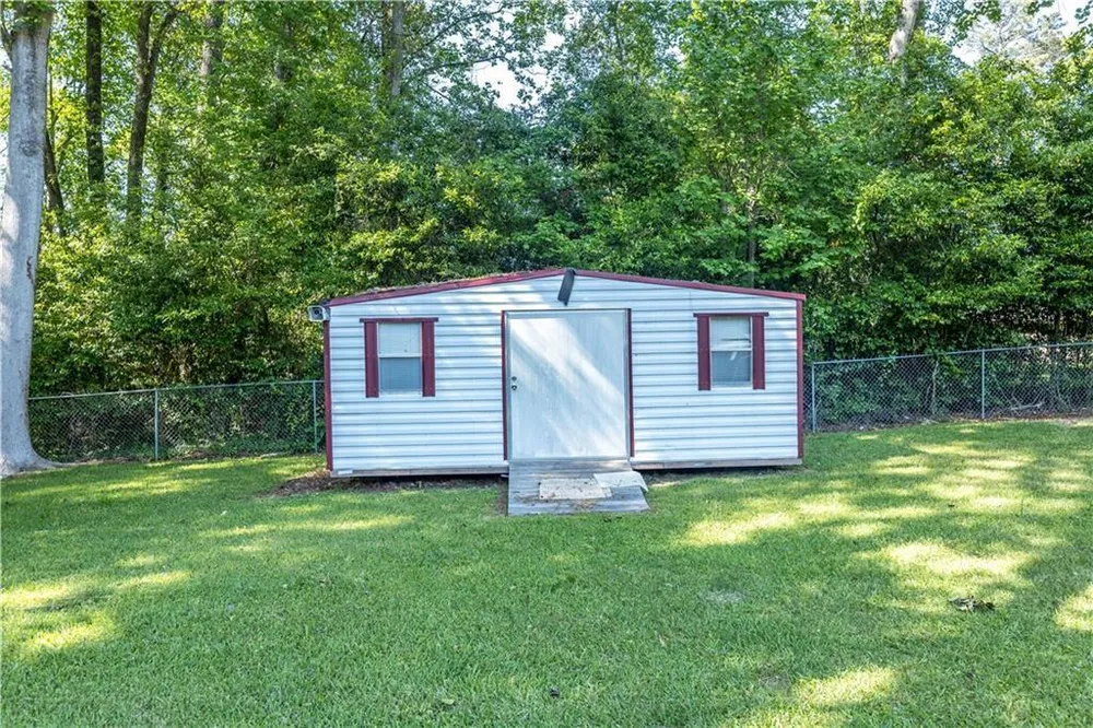 6 Virginia St, Phenix City, AL 36869