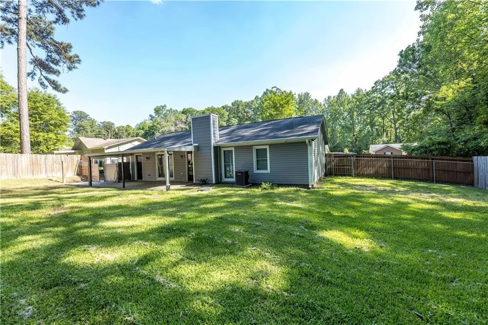 6 Virginia St, Phenix City, AL 36869